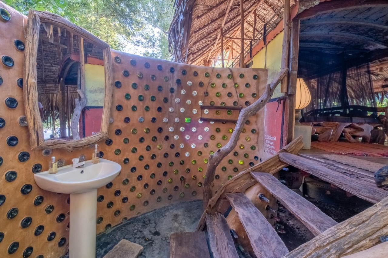 Banyan Camp Villa Hambegamuwa Exterior foto